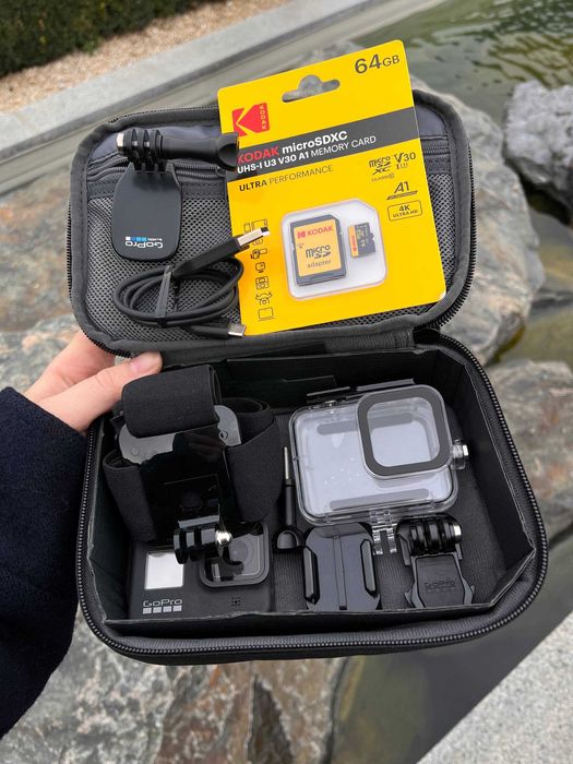 Екшн-камера GoPro Hero 8 з картою пам'яті