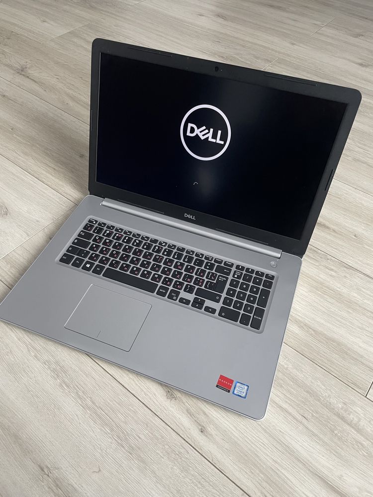 Ноутбук Dell 17.3