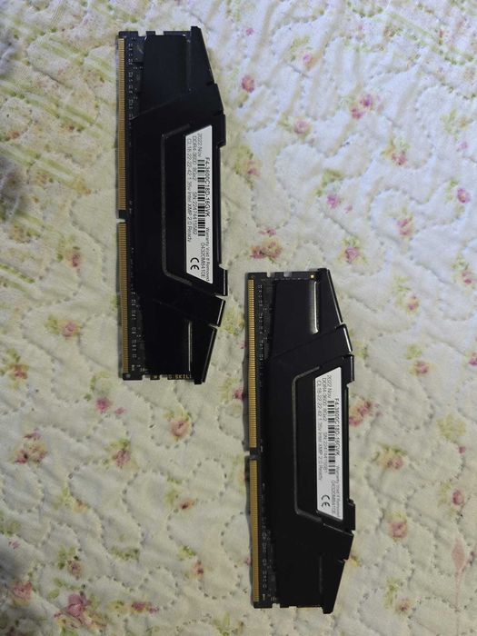 16GB DDR4 3600 Memória RAM (2x8GB) da G.SKILL RIPJAWS
