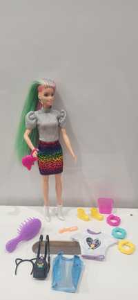 Lalka Barbie tęczowe włosy