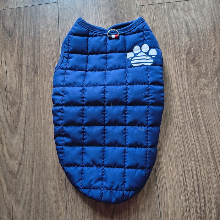 Kurtka pikowana ubranie dla psa niebieska