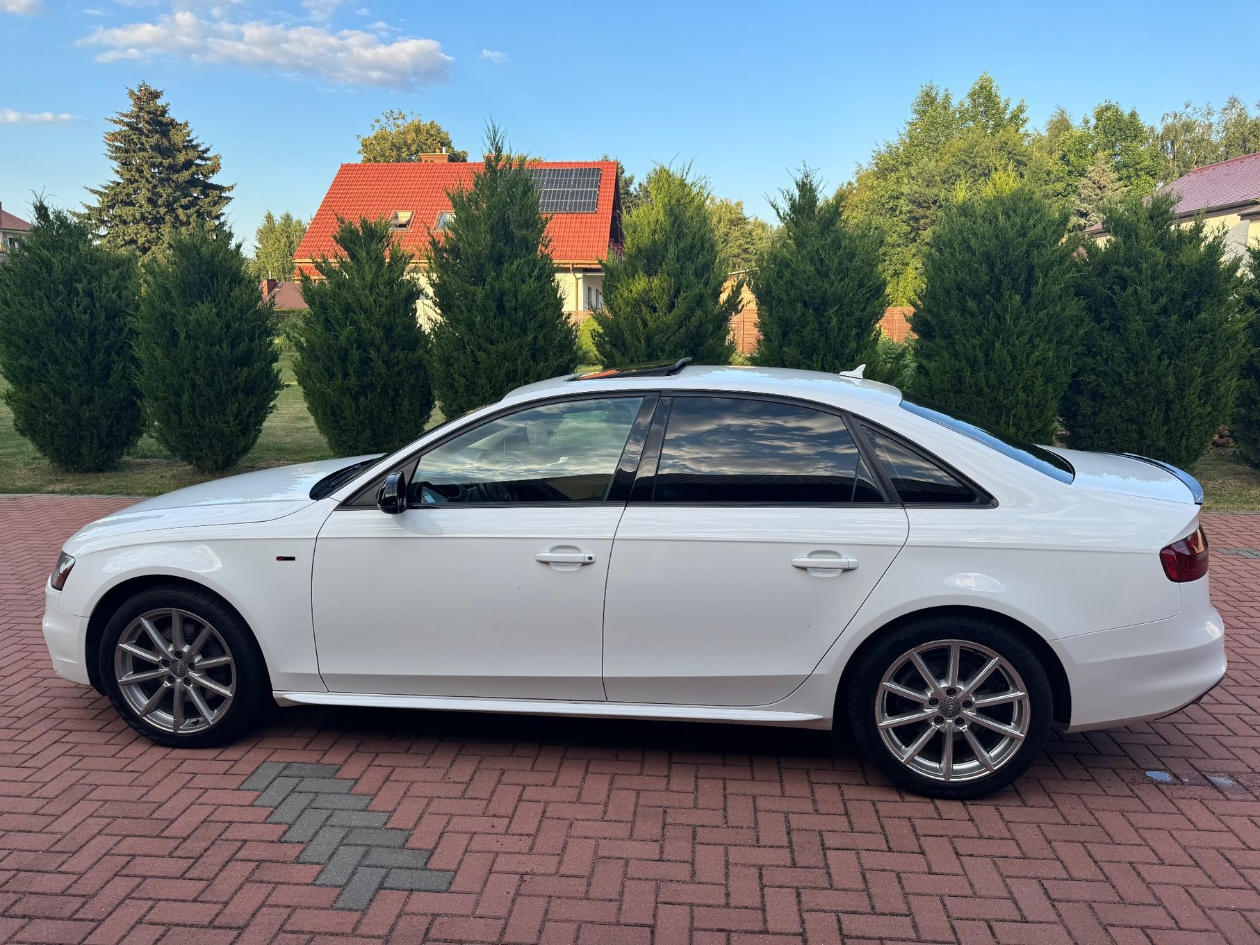 Audi A4 Audi A8 B8 LIFT Quattro