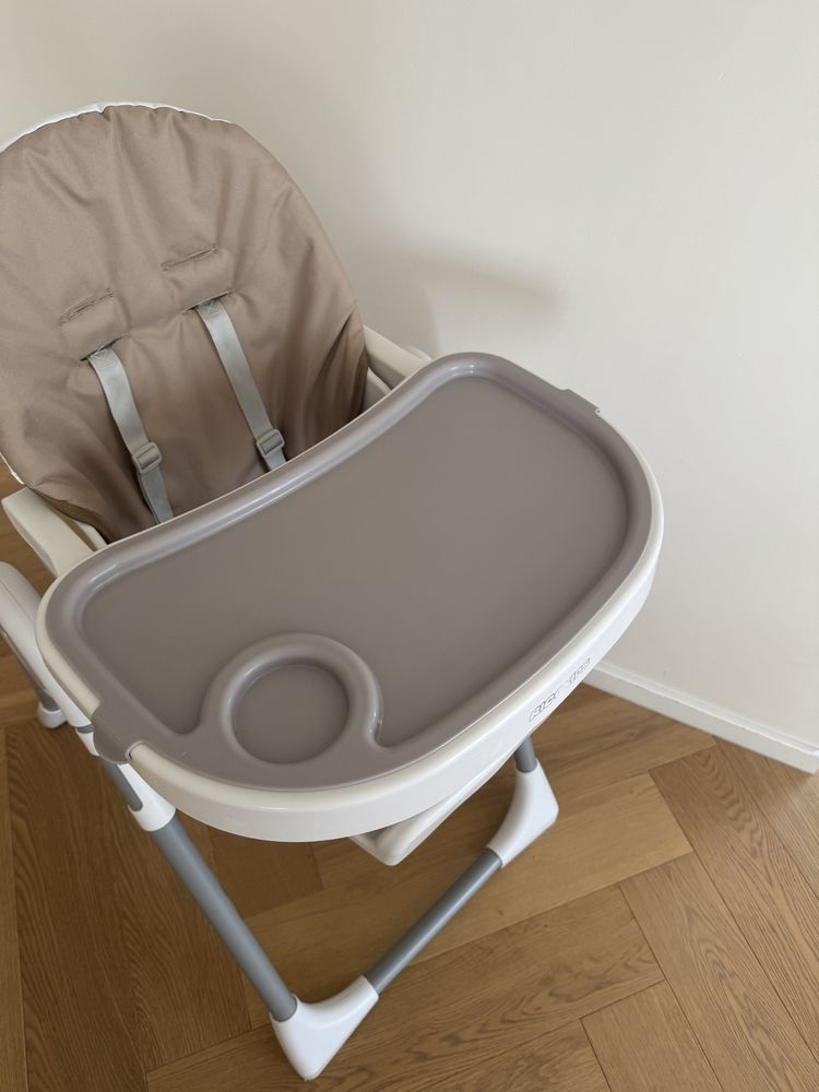 Krzeselko do katmienia beżowe ricokids