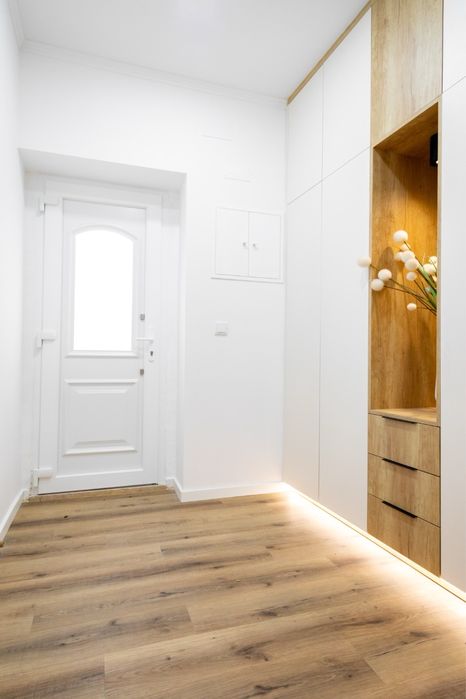 Arrenda-se T2 em Campolide totalmente remodelado