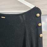 Czarny sweter GUESS L
