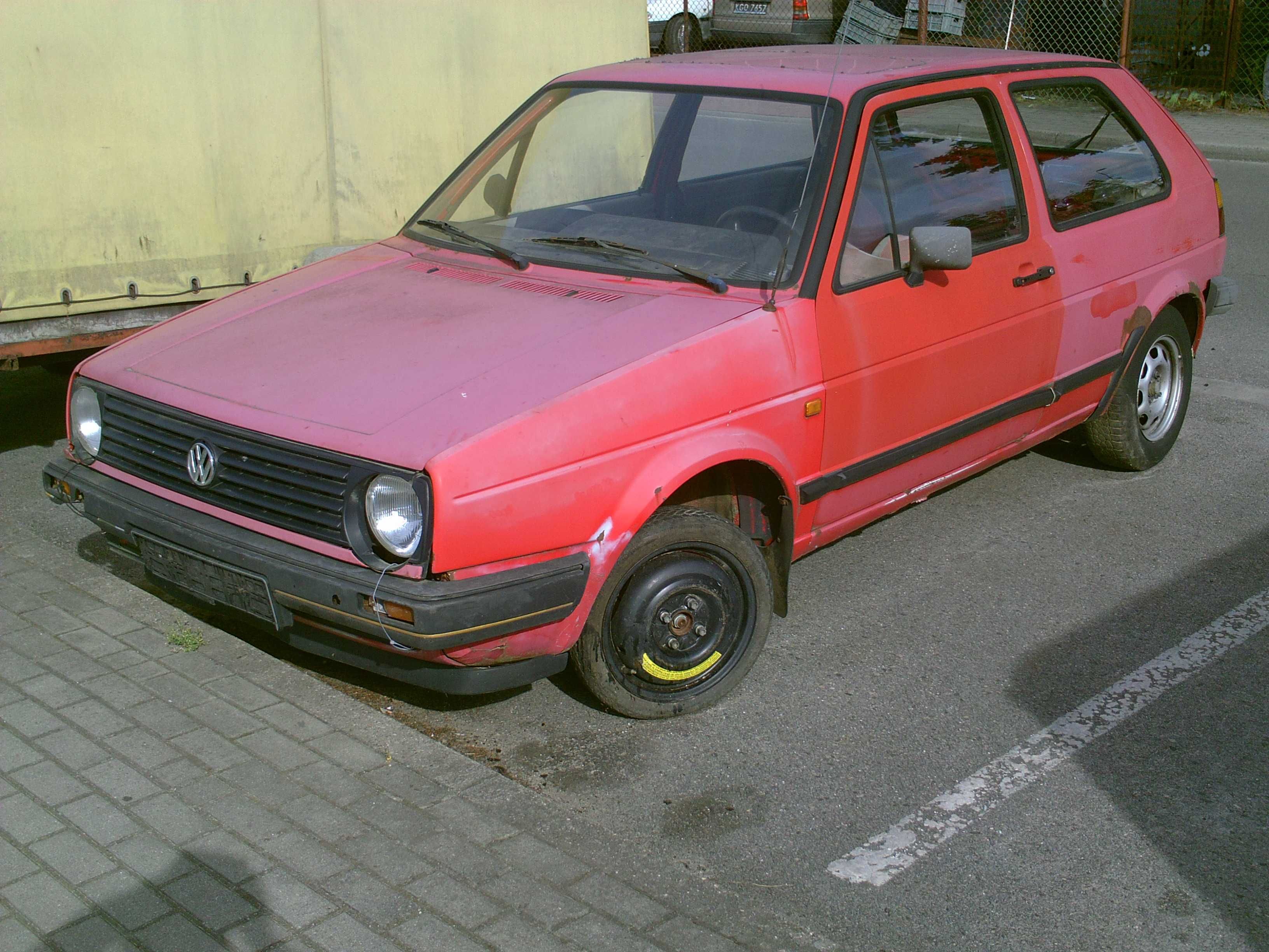 Volkswagen Golf 2 maska kolor LY3D czerwona Do Polerki