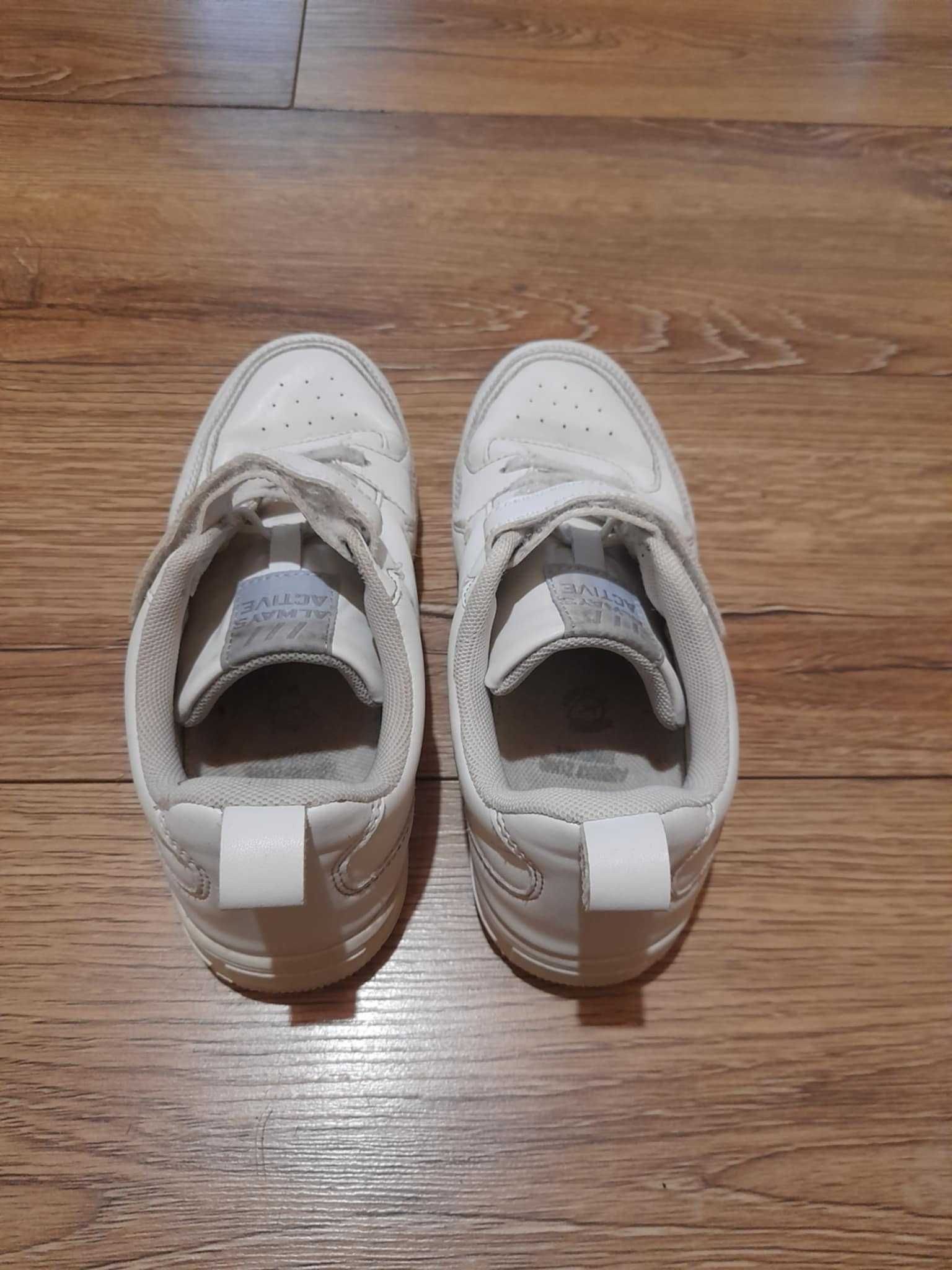 Buty białe chłopięce rozmiar 34