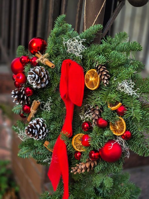 Wianek świąteczny/wianek na drzwi/wianek naturalny