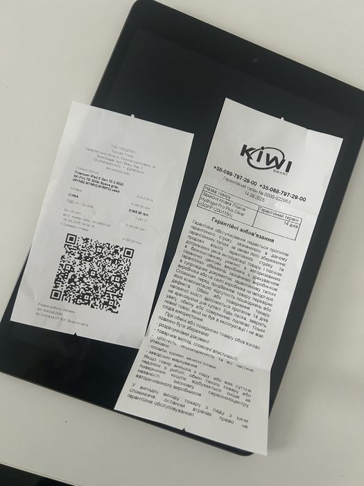 Продам IPad 8 Gen 10.2 2020