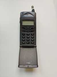 Кнопковий мобільний телефон Ericsson T18s