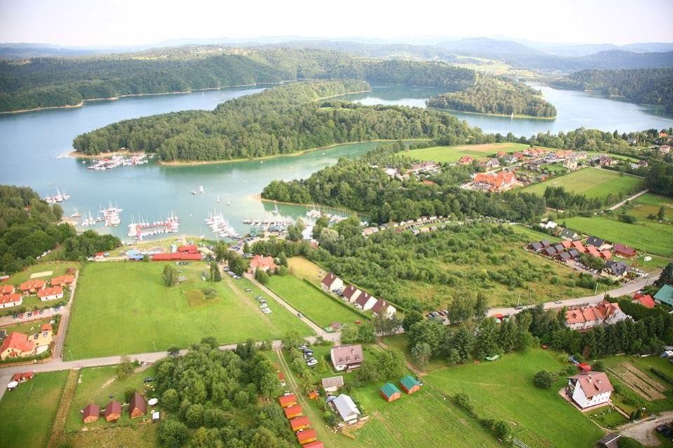 Domki pokoje noclegi w centrum Polańczyka nad Soliną Bieszczady