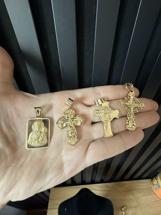 Złote zawieszki 585