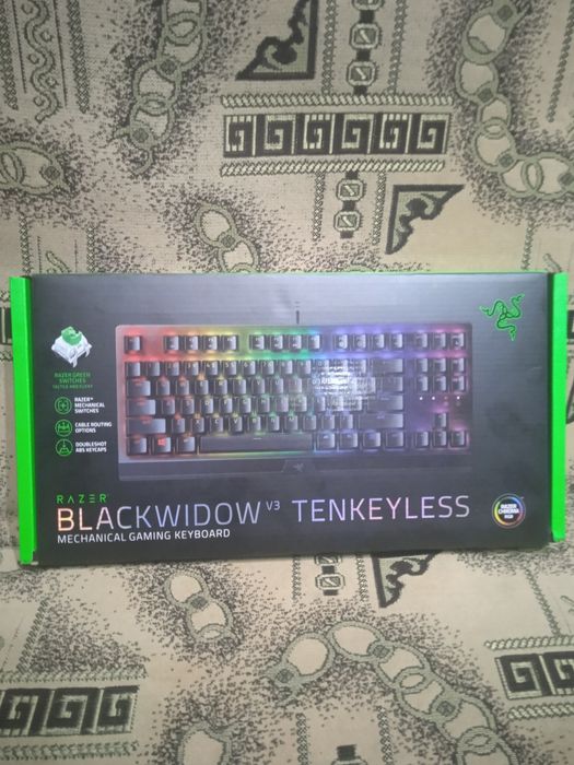 Дротова клавиатура REZER BLACK WIDOW v3 TEN KEYLESS. Нова