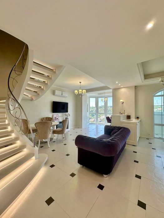 Продаж ЖК « Акварєль» , ЖМ Перемога