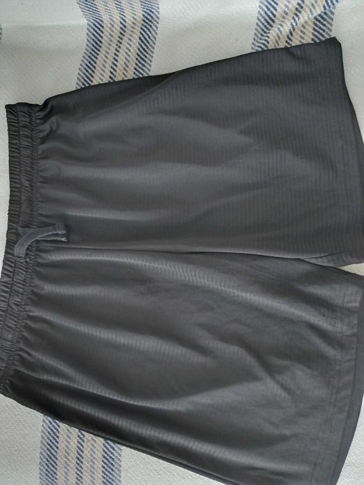 спортивные шорты/спортивные штаны/пижамные для/ на мальчика р. 152-158