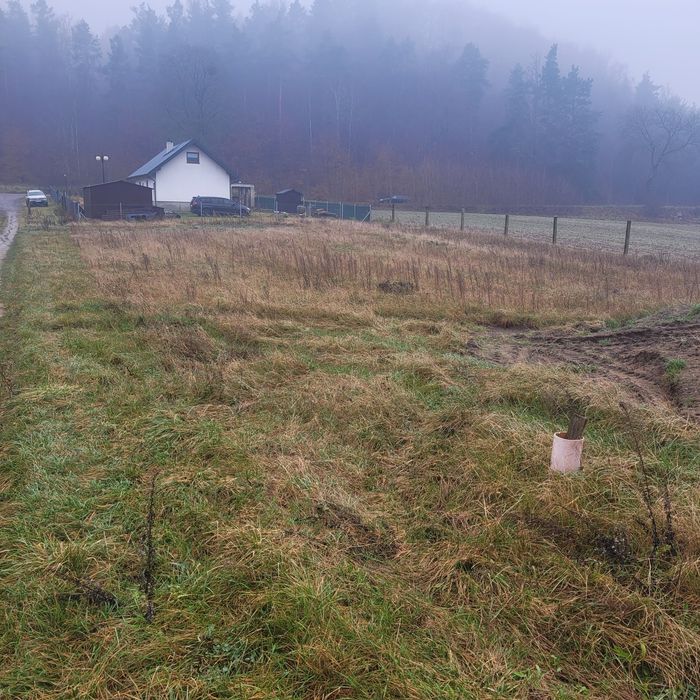 Sprzedam działkę budowlaną w Zelewie