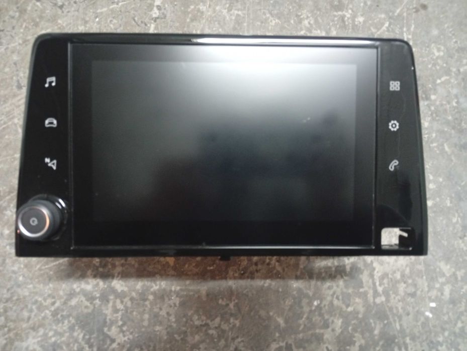 ecran gps citroen berlingo III