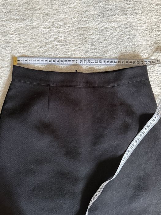 Чорна спідниця з шортами