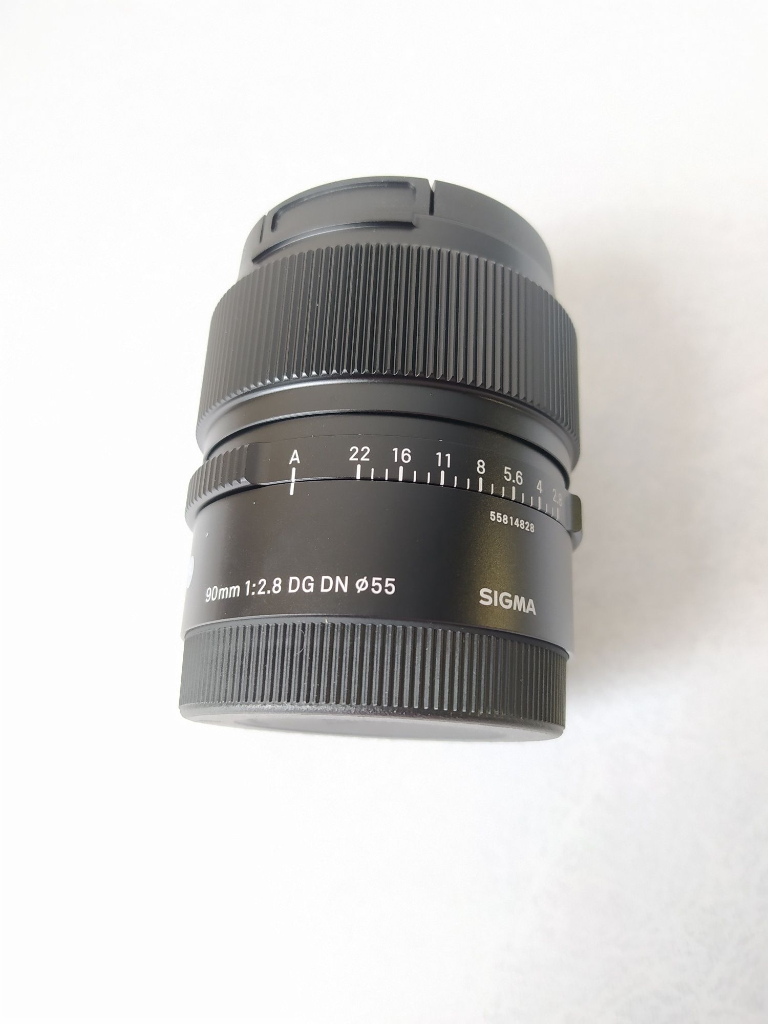 Об'єктив Sigma AF 90mm f/2,8 DG DN I C (Sony-E)