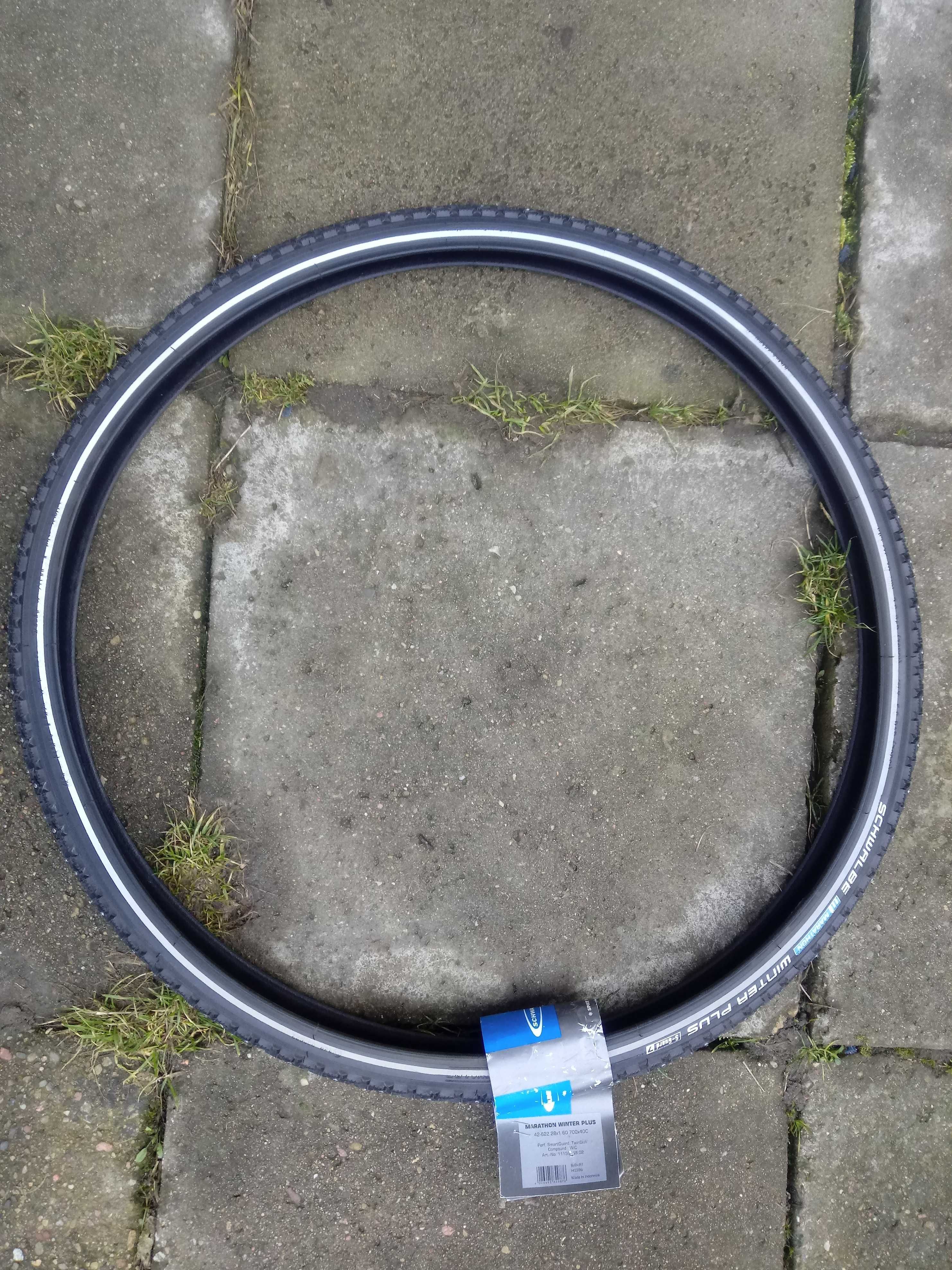 Opona zimowa Schwalbe MARATHON WINTER PLUS 28x1.6