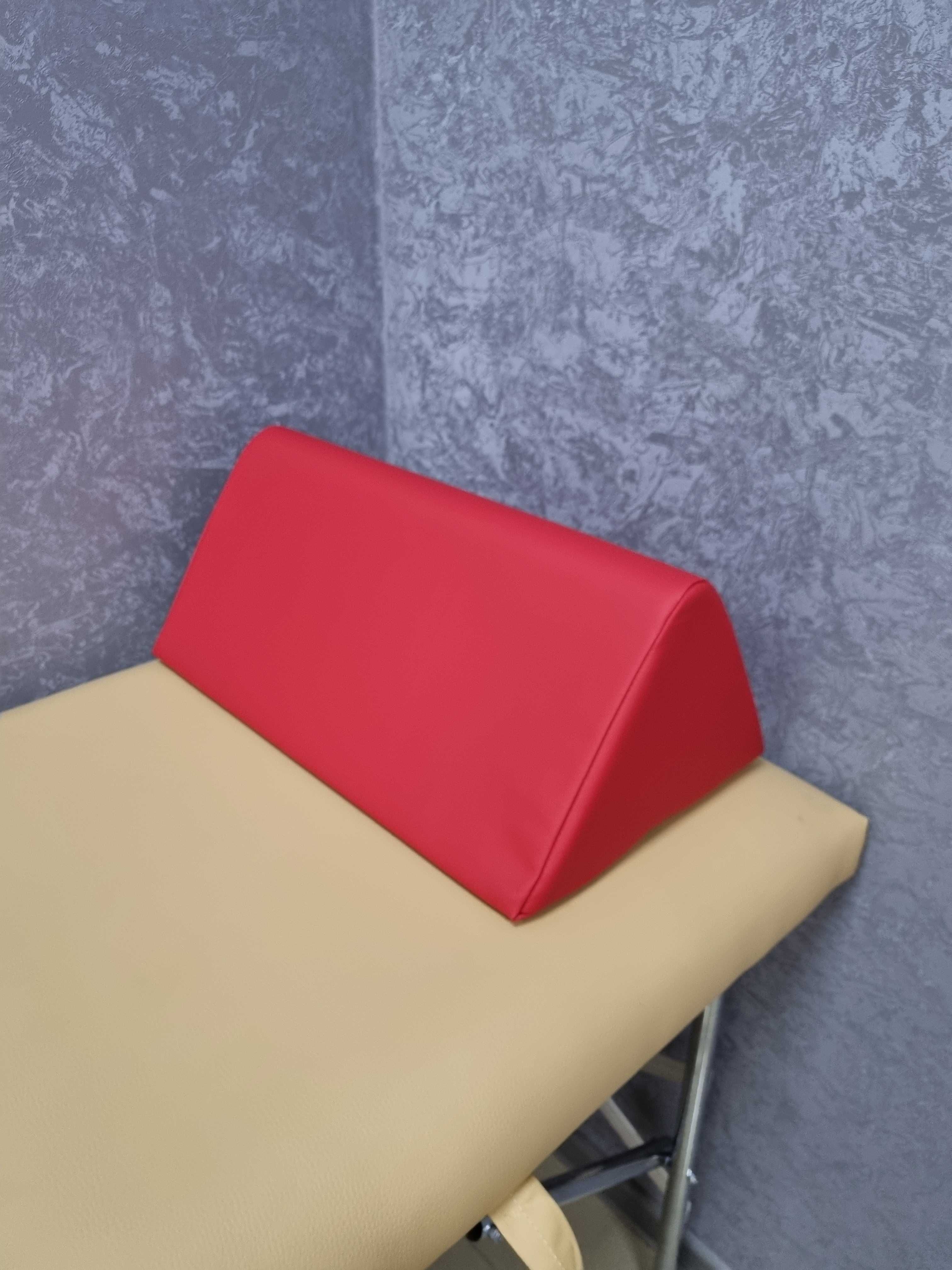 Косметологічна подушка під ноги для масажних столів та кушеток