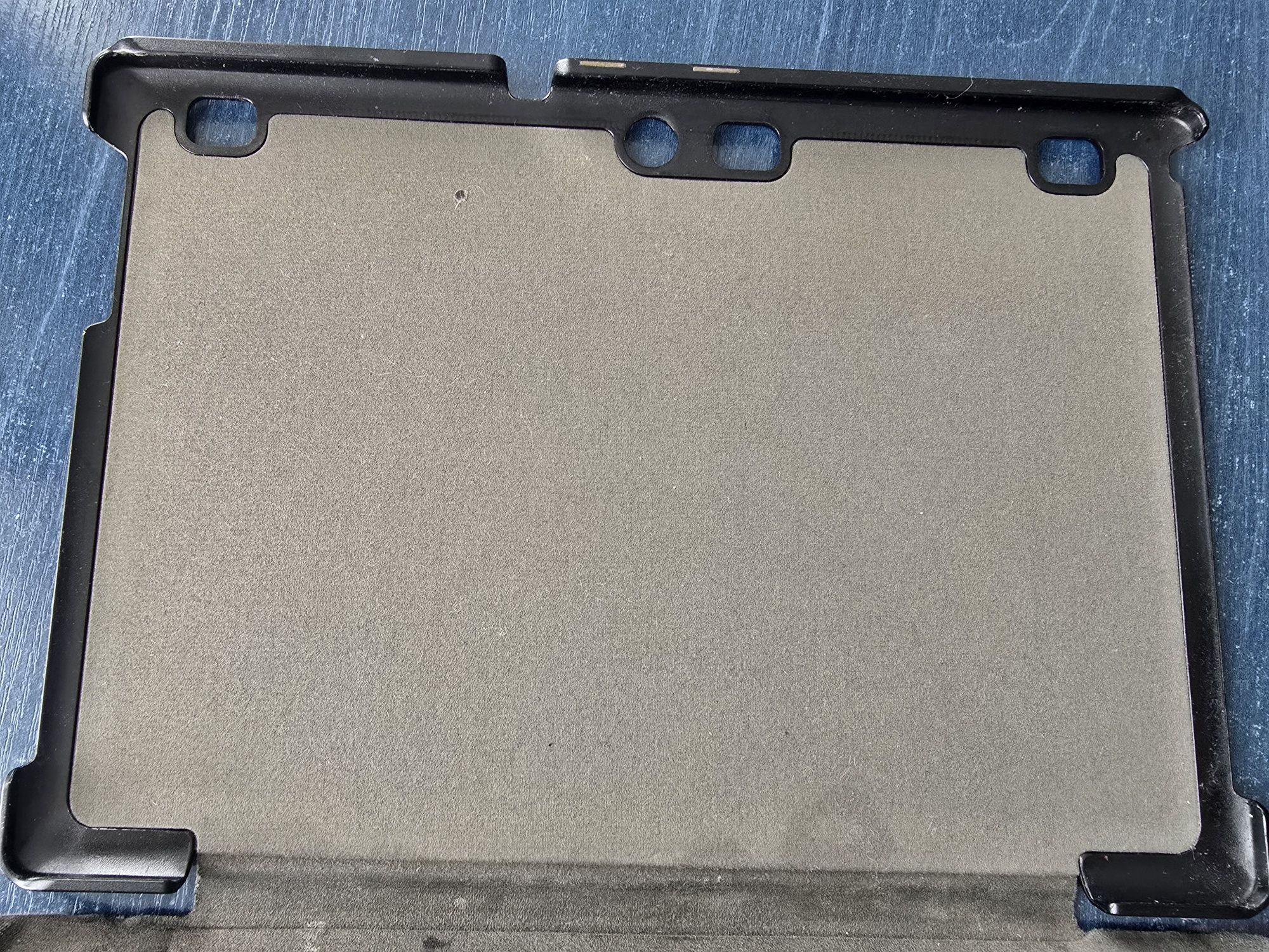 Планшет Lenovo TB3-X70L