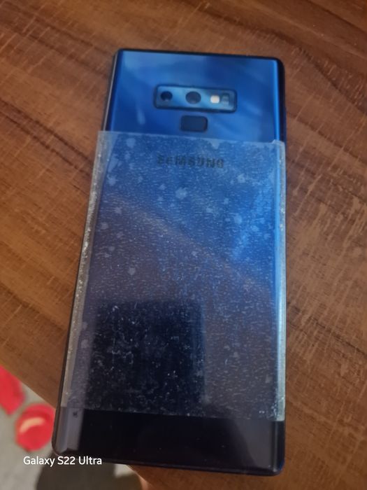 Продам Самсунг нот 9