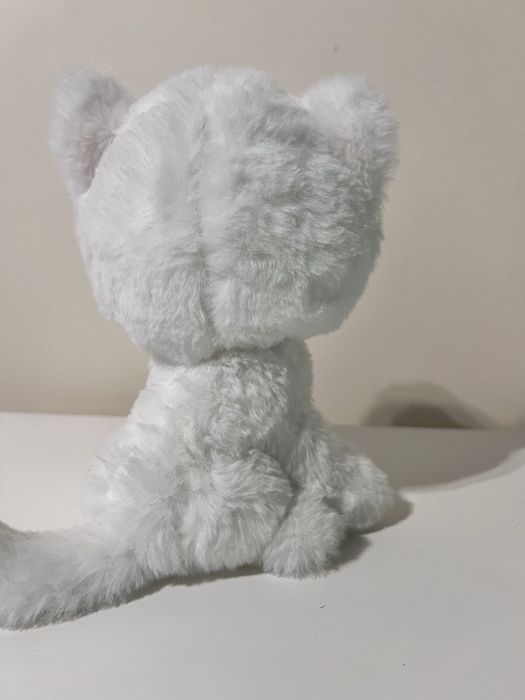 Pluszak biały kotek