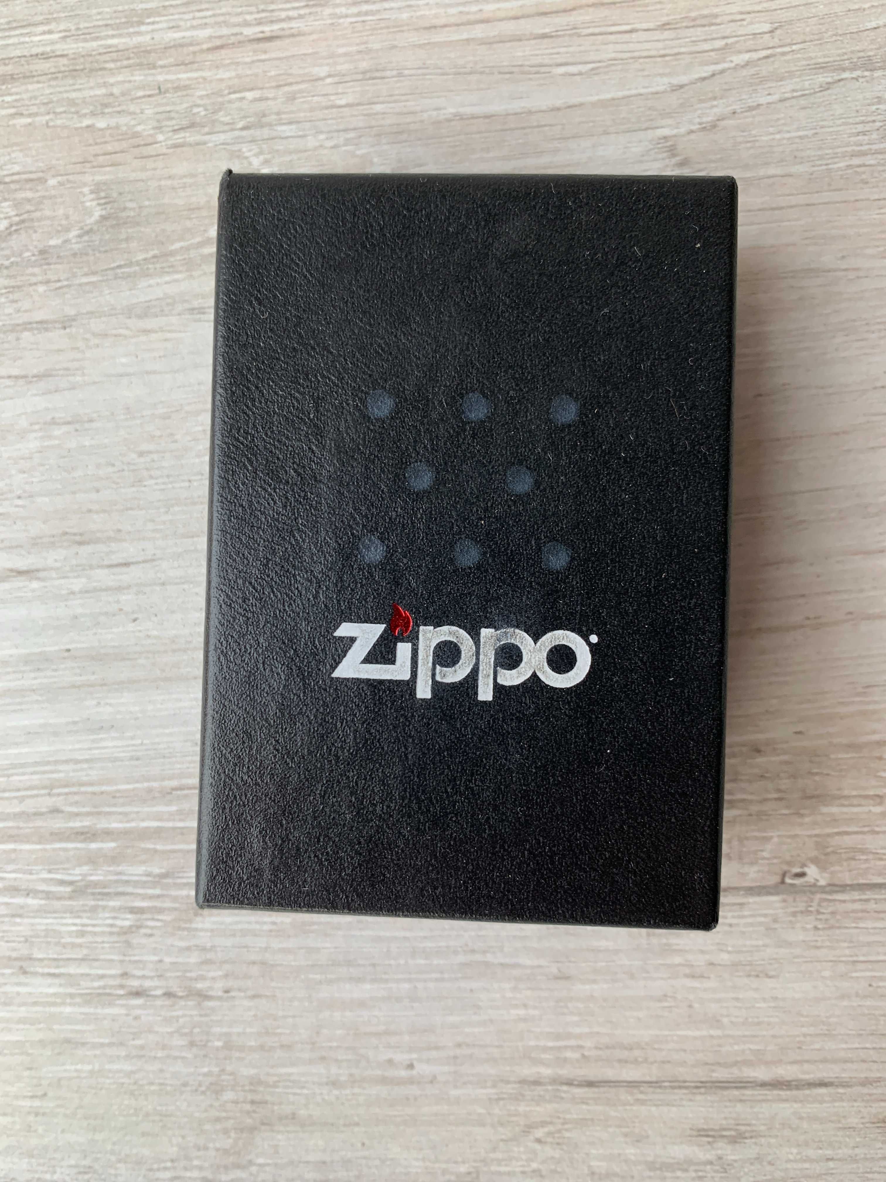 Коробка фирменная от зажигалки Zippo