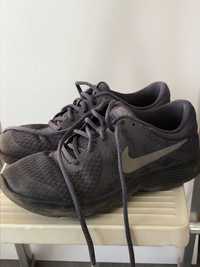 Nike Revolution 4 buty do biegania rozm 38