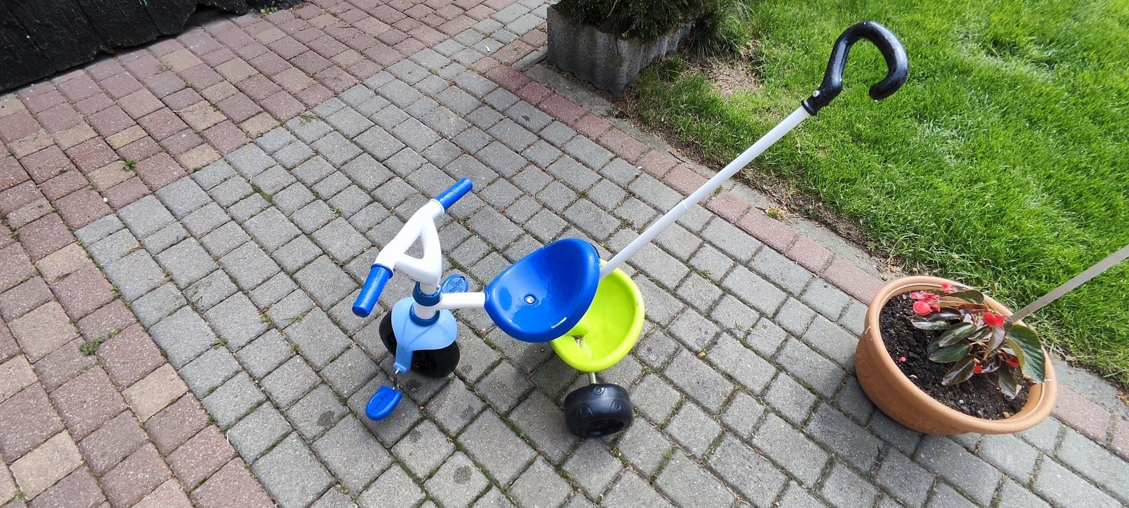 Rowerek dziecięcy trójkołowy smoby
