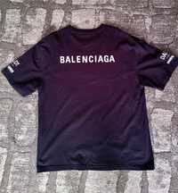 Koszulka czarna firmy Balenciaga