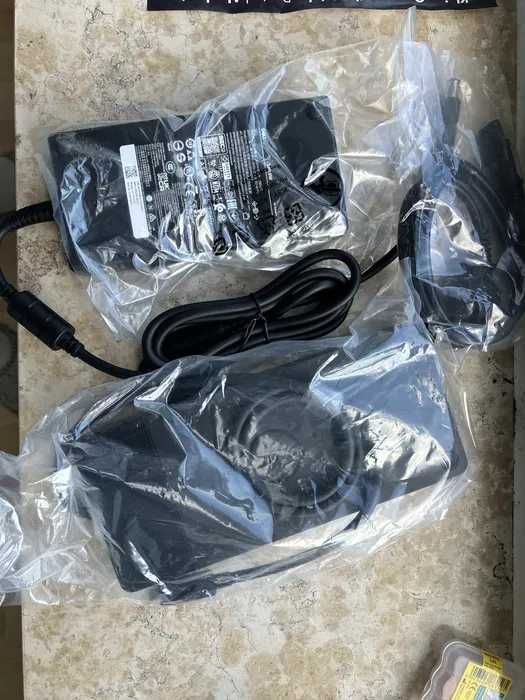 Stacja dokująca DELL wd22tb4 180W zasilacz