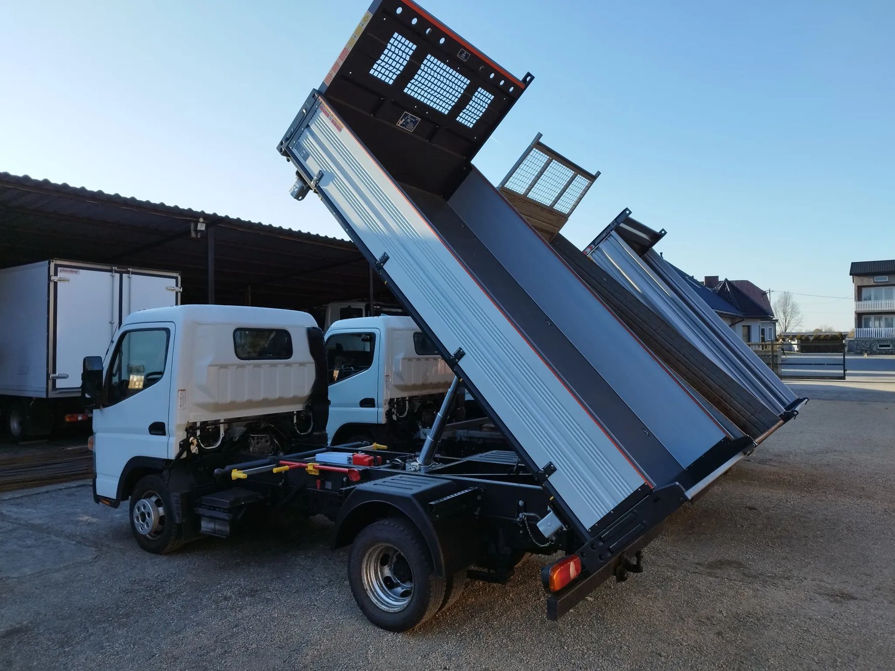 Mitsubishi Fuso Canter  3S13, 3C13, 6S15 - Wywtroka