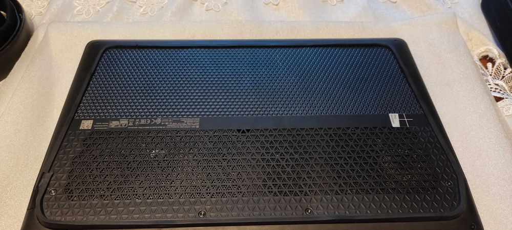 HP ZBook Studio G3 15,6 " Intel Core i7 32 GB / 500 GB srebrny