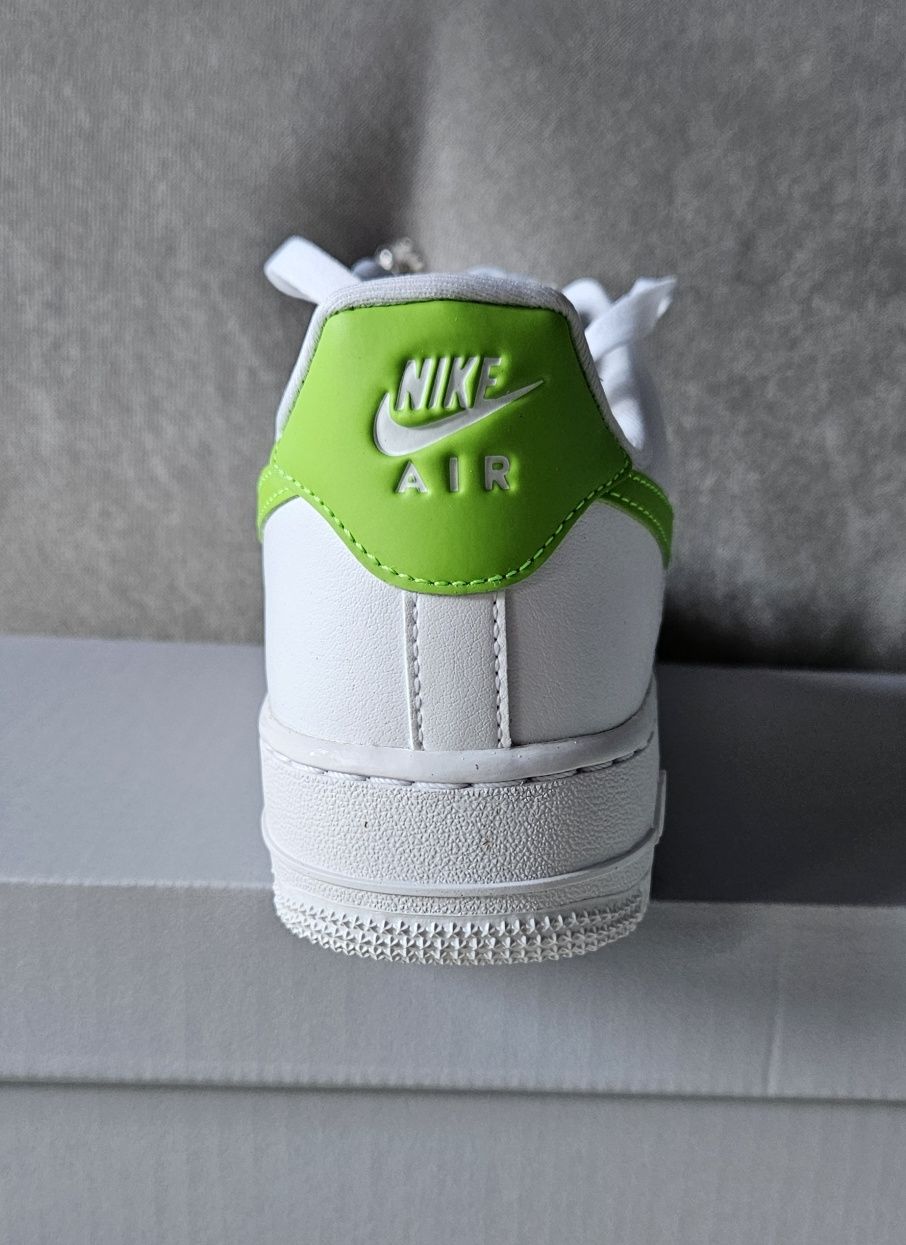 Nike Air Force 1 '07 - r. 39