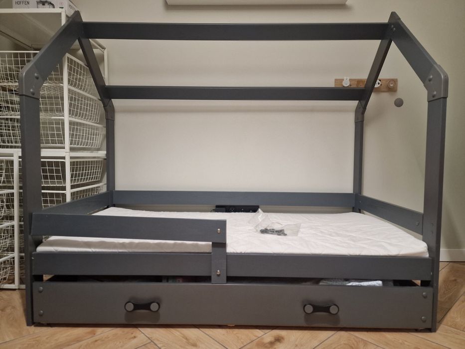 Łóżeczko 80x160 łóżko domek materac gratis