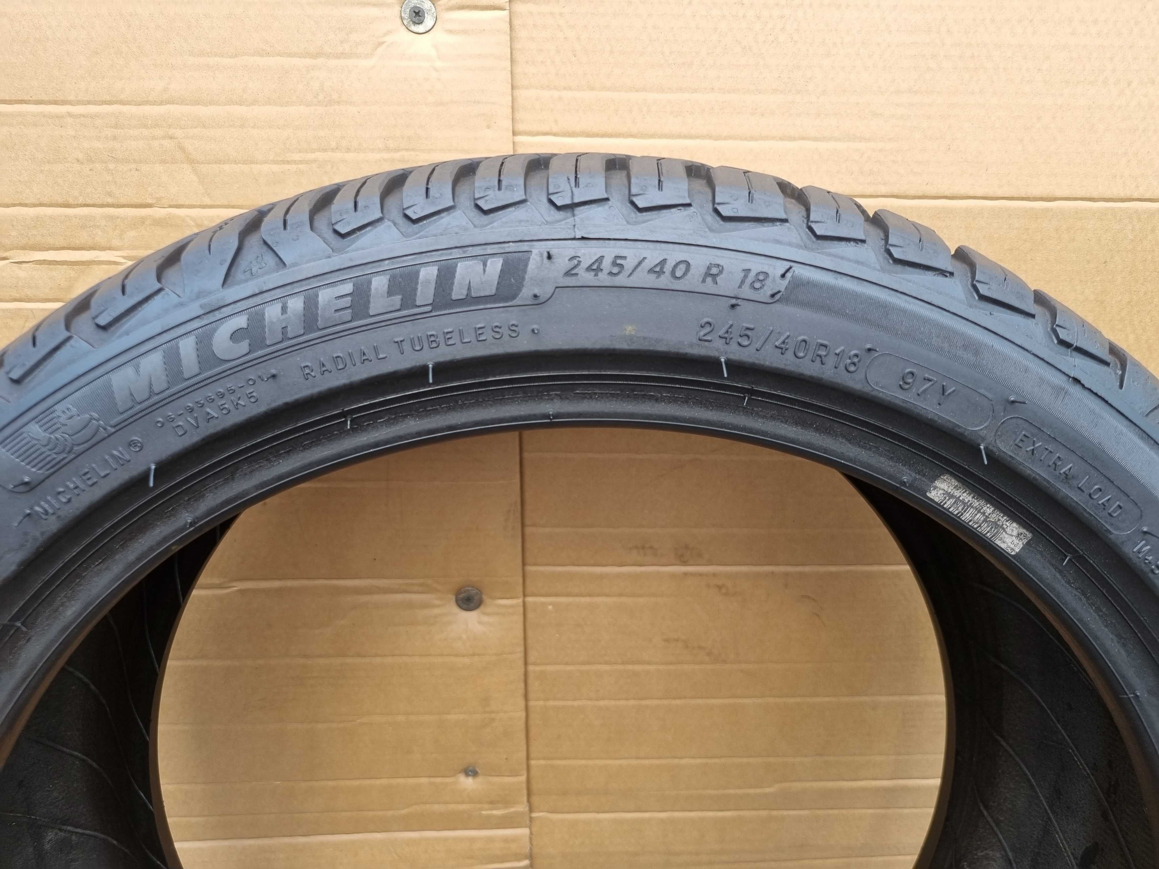 Opony Całoroczne 245/40/18 97Y Michelin CrossClimat 2 Rok 2023