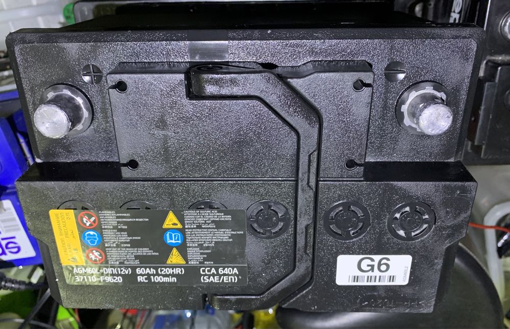 Bateria Varta G14, 95Ah AGM Usada Bom Estado Varta Mercedes Benz Rocket Bosch Banner Weber L3 Renault Citroen
