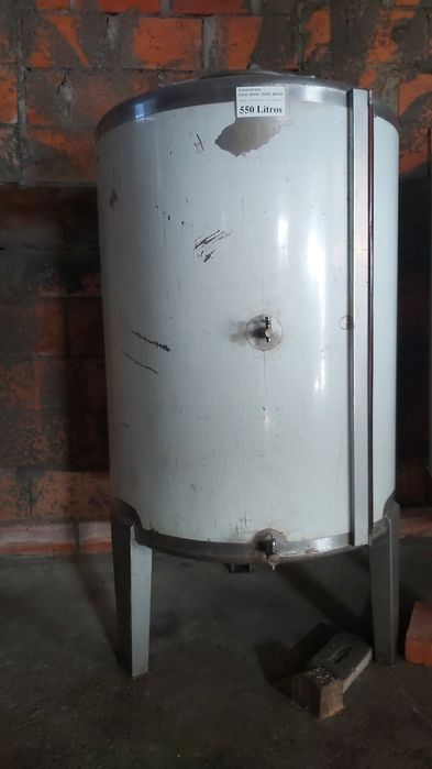 Cubas de inox para vinho