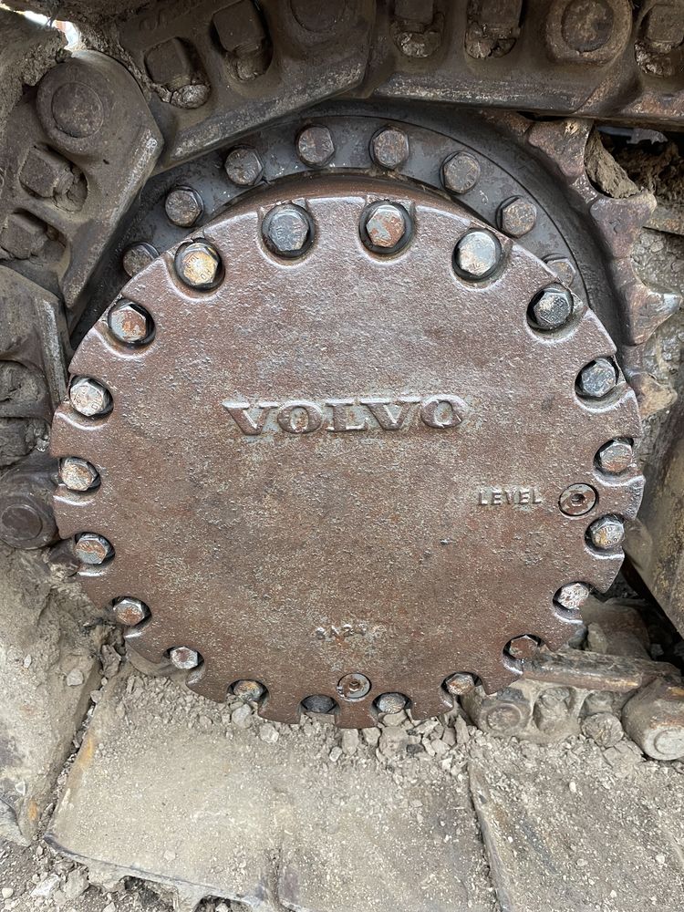 Zwolnica silnik jazdy koparka Volvo EC250ENL final drive