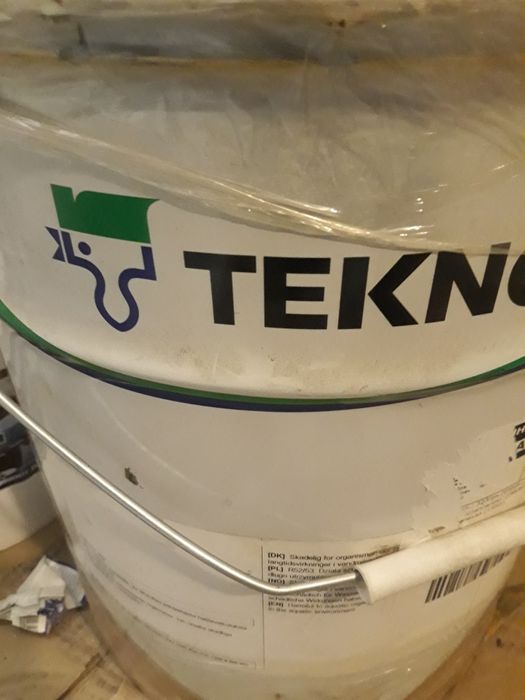 Лак паркетний акрилово уратановий