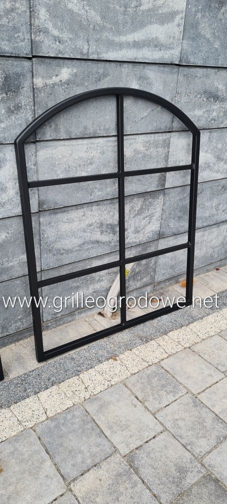 Okiennice Okiennica altana grill wedzarnia drzwiczki