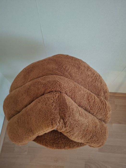 Домик для кошек и собак