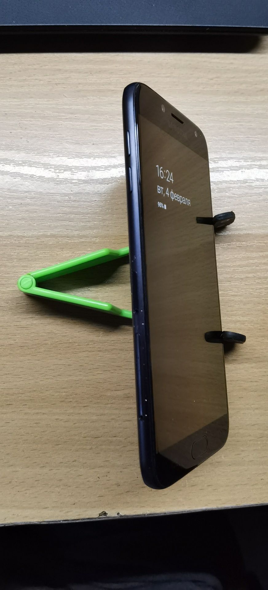 Samsung j7 в хорошем состоянии
