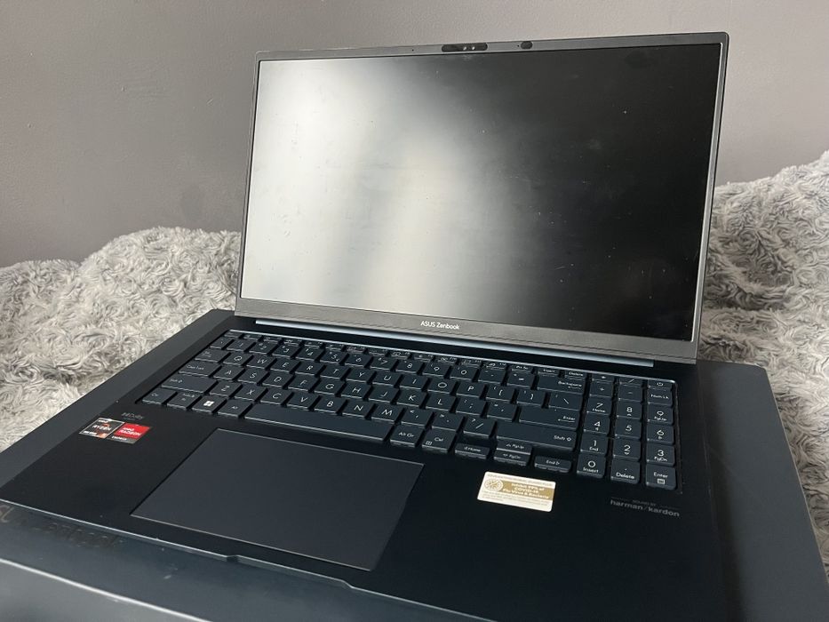 Laptop Asus Zenbook 15