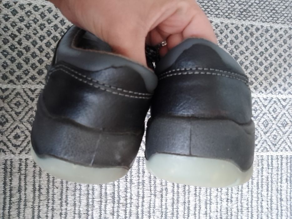 Buty robocze PP0 model 0381 NOWE rozmiar 40