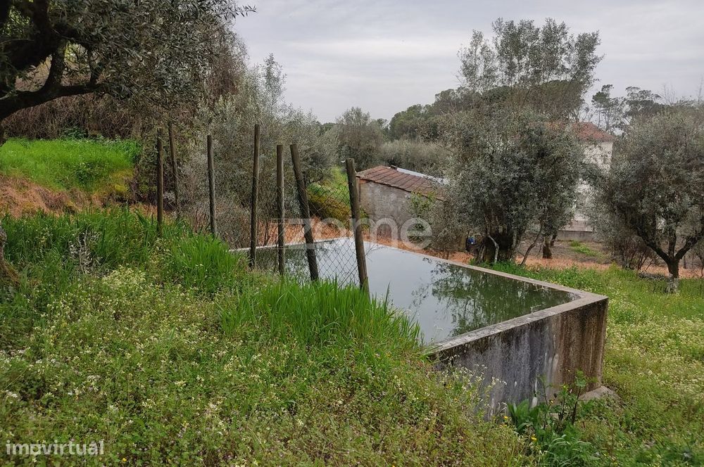 Lote de terreno urbanizável - Venha construir o seu sonho