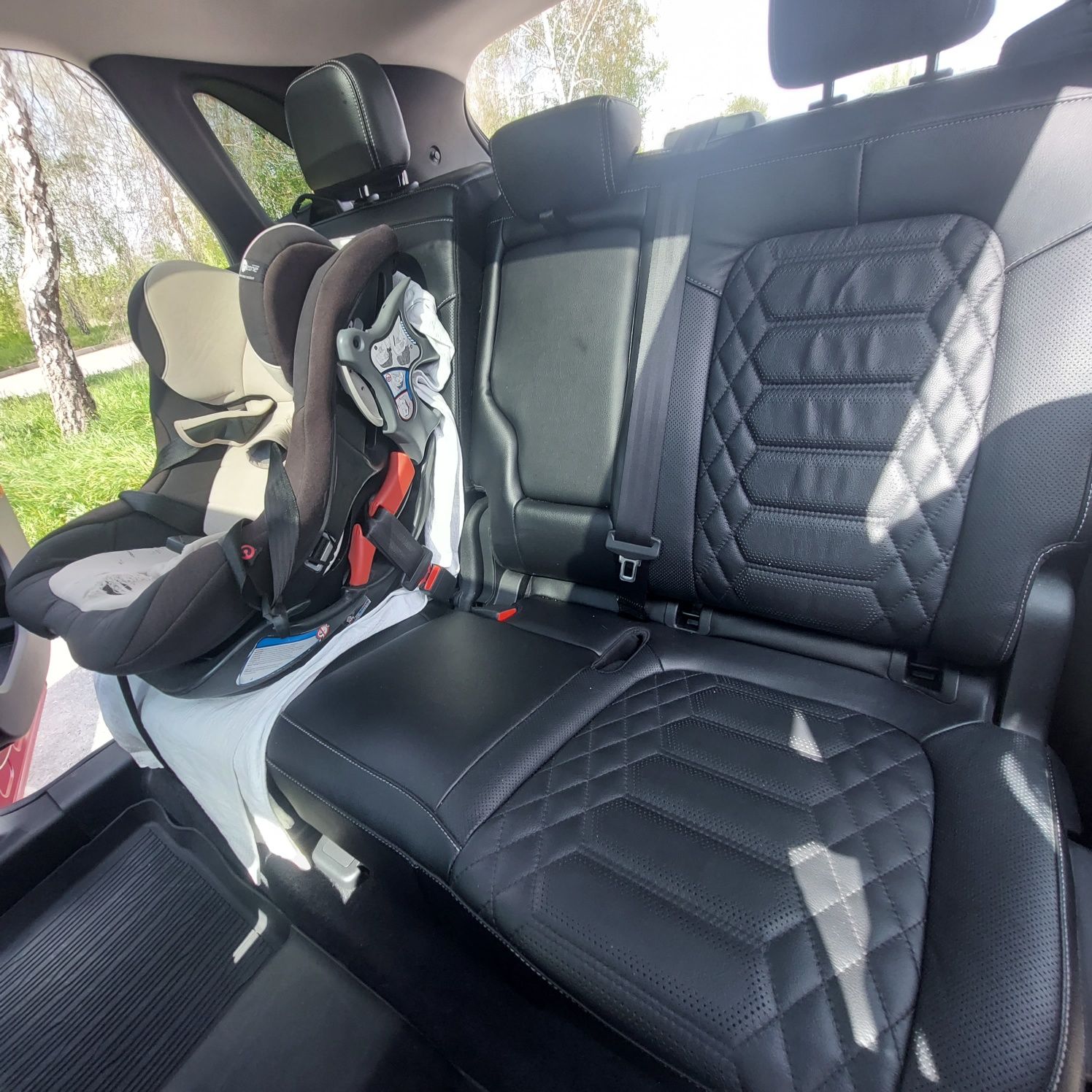 Ford escape PLATINUM 2023