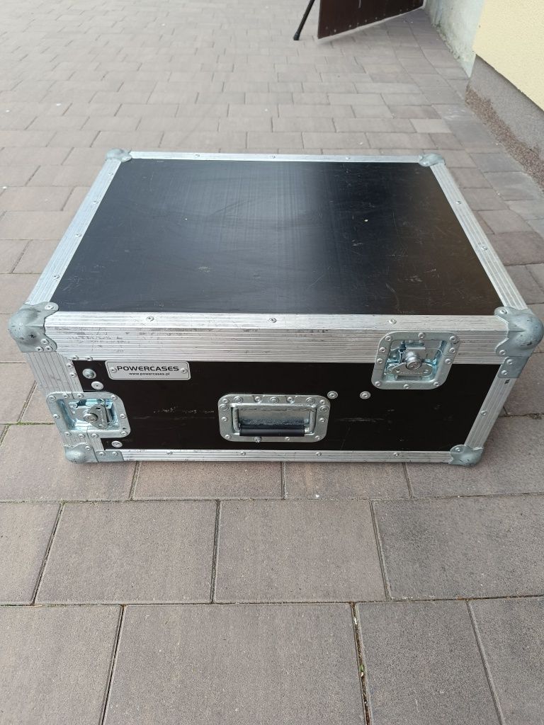 Allen & Heath WZ4 16:2 + case